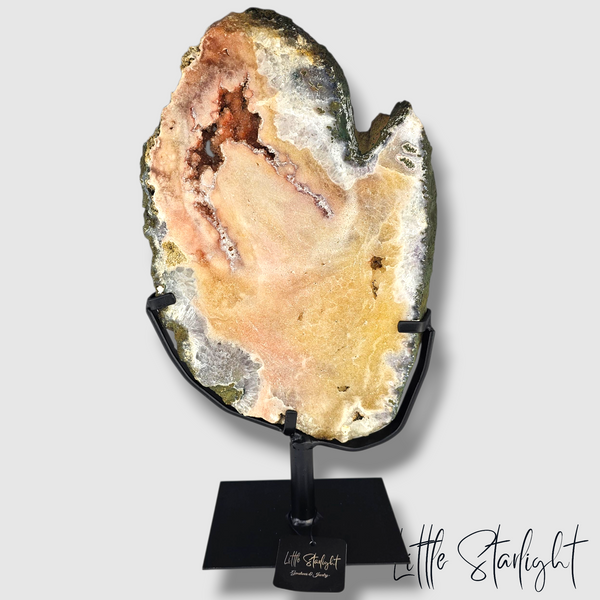 Roze amethist op standaard 