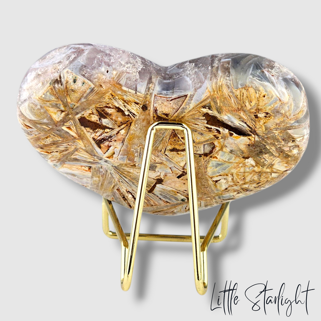 Bijzondere roze amethist hart op standaard 